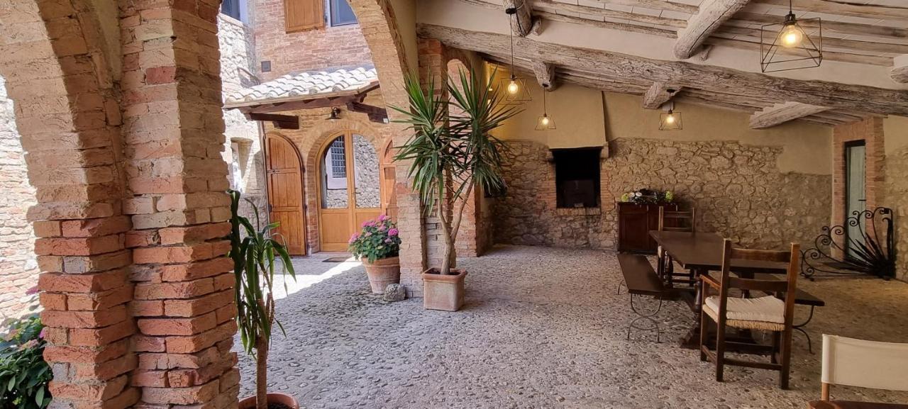 Casanova Di Campriano Villa Lupompesi Eksteriør billede
